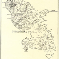 Carte indiquant la position des stations météorologiques, géophysique et océanographique. (D'après…