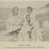 Kabyles de Sétif. (A gauche, type pur; à droite, types métissés.)
