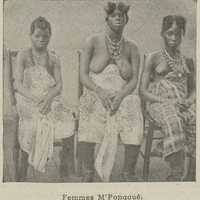 Femmes M'Pongoué.