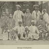 Groupe d'indigènes.