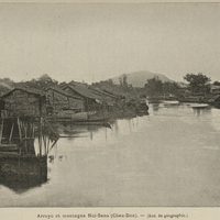 Arroyo et montagne Nui-Sana (Chau-Doc).