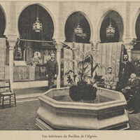 Vue intérieure du Pavillon de l'Algérie.