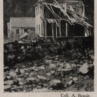 Saint-Pierre après la catastrophe du 8 mai 1902. Maison où est mort le Professeur Landes qui, la…
