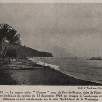 Le vapeur côtier « Pionner » venu de Fort-de-France, visite Saint-Pierre au lendemain du cyclone…