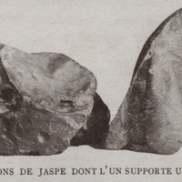 Deux échantillons de jaspe dont l'un supporte une hache caraïbe