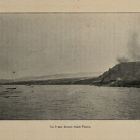 Le 9 mai devant St Pierre