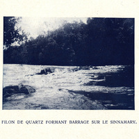 Filon de quartz formant barrage sur le Sinnamary