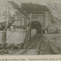 Entrée des Mines de Morro Velho - Wagonnets électriques chargés de minerai