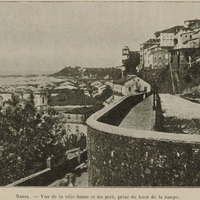 Bahia - Vue de la ville basse et du port, prise du haut de la rampe