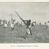 Préparation du terrain à l'Angady