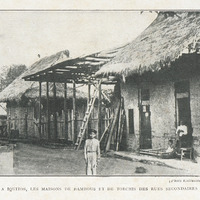 A Iquitos, les maisons de bambous et de torchis des rues secondaires