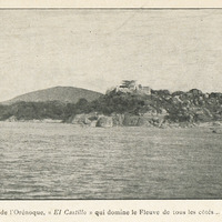 Au milieu de l'Orénoque « El Castillo » qui domine le fleuve de tous les cotés